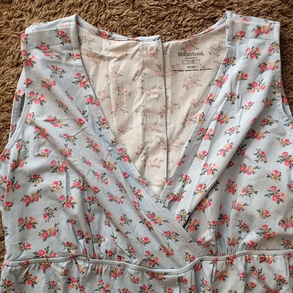 NWT Labor/Delivery/Nursing gown